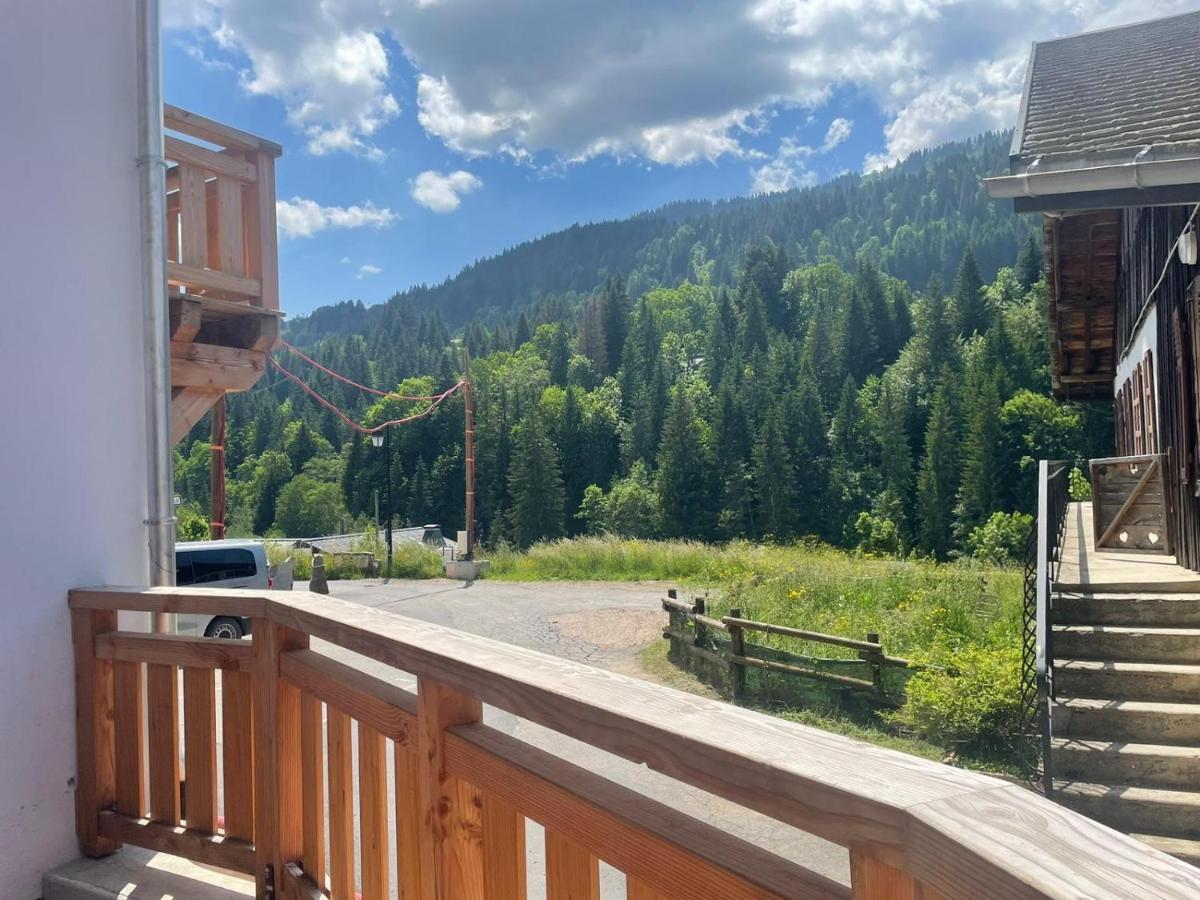Le Petit Cham - Cosy And Stylist With Balcony View Leilighet Morzine Eksteriør bilde